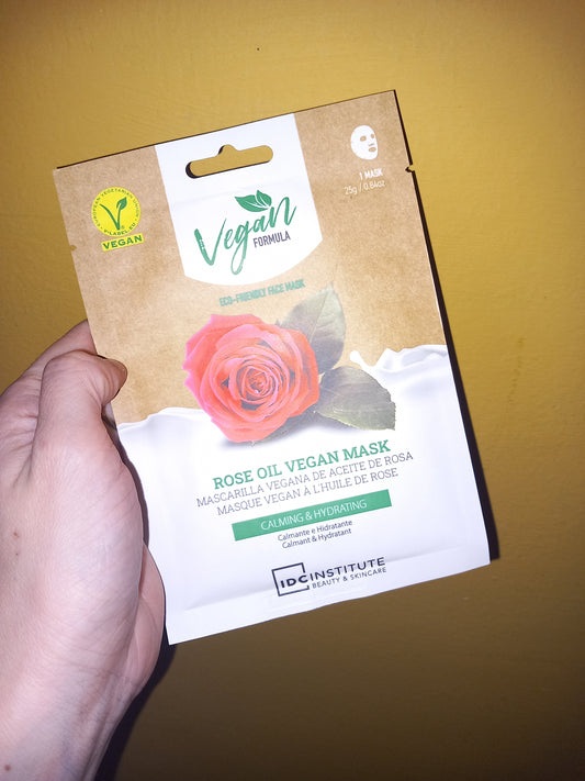 Masque visage à l'huile de rose